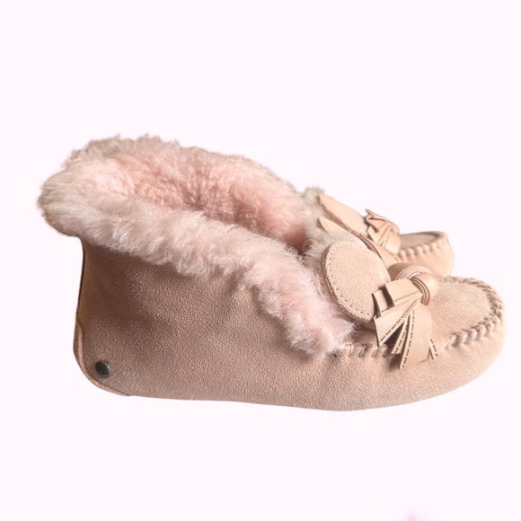 UGG BOOTIES/SLIPPERS US5 - Picture 4 of 12